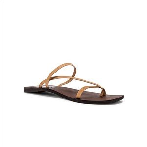 Steve Madden NWT “Janessa” Sandal